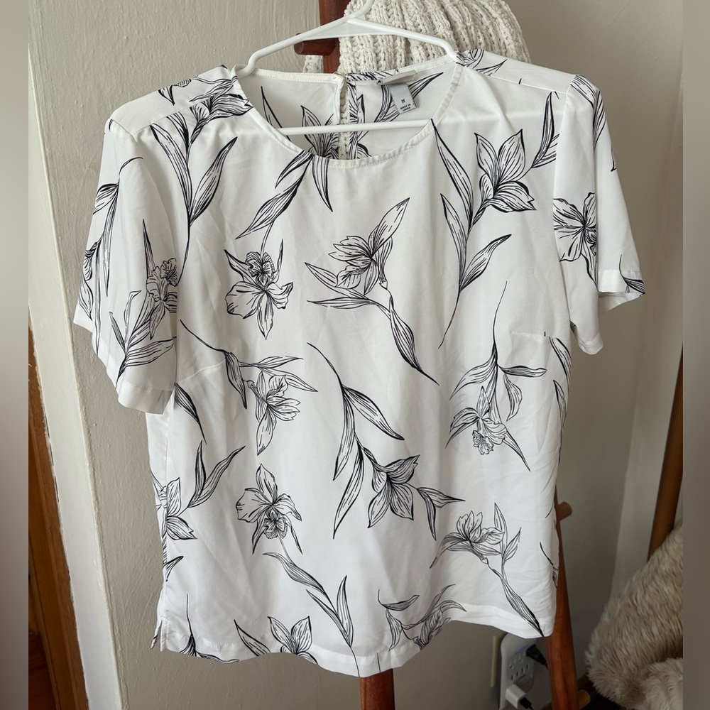 A New Day Floral Blouse